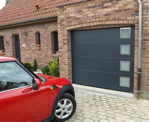 Choisir ses hublots de porte de garage .